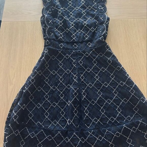 Sandro - Beaded dress with sheer effect - Picture 5 of 11